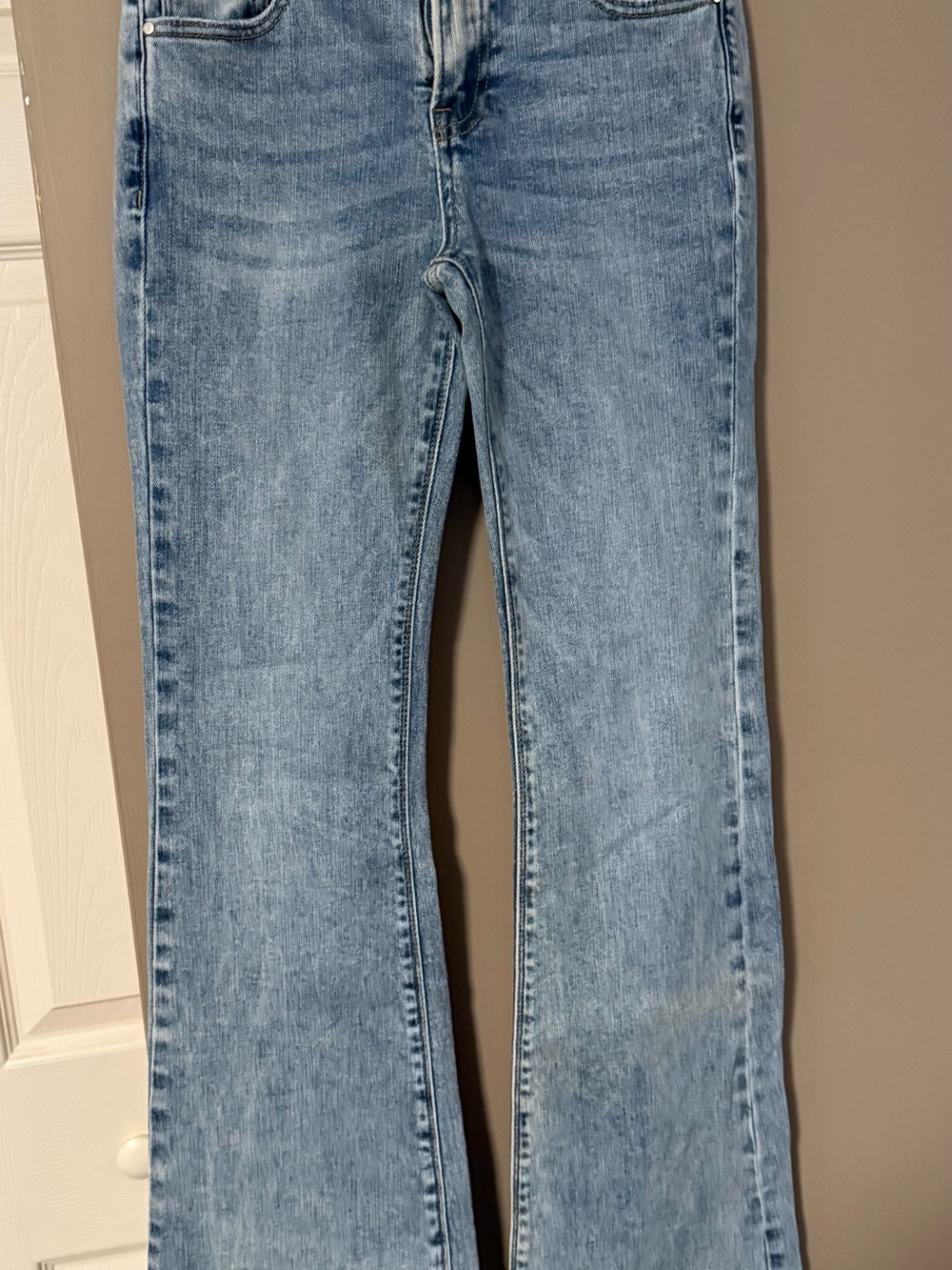 Light Wash Women's Flare Jeans - Classic Mid Rise